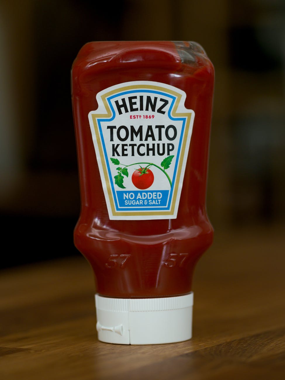 heinz tomato ketchup in close up photography