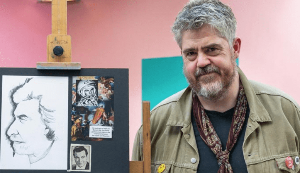 Phill Jupitus taking part in a celebrity portrait contest in 2018